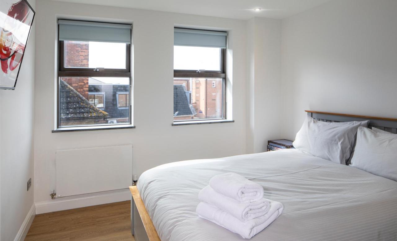 No 1 Wood Street Apartamento Swindon Exterior foto
