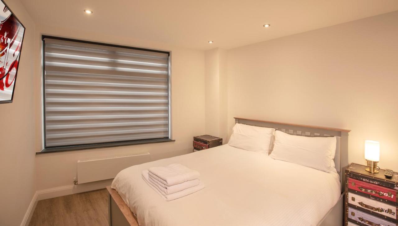 No 1 Wood Street Apartamento Swindon Exterior foto